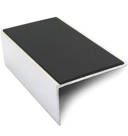Quantum Aluminium Nosing Flat ZF1 Black 2.75m